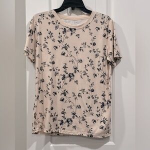 Beige floral tee, size medium